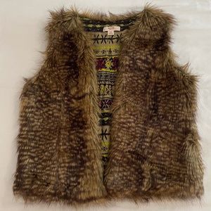 Mossimo Brown Shaggy Faux Fur Open Vest Size L